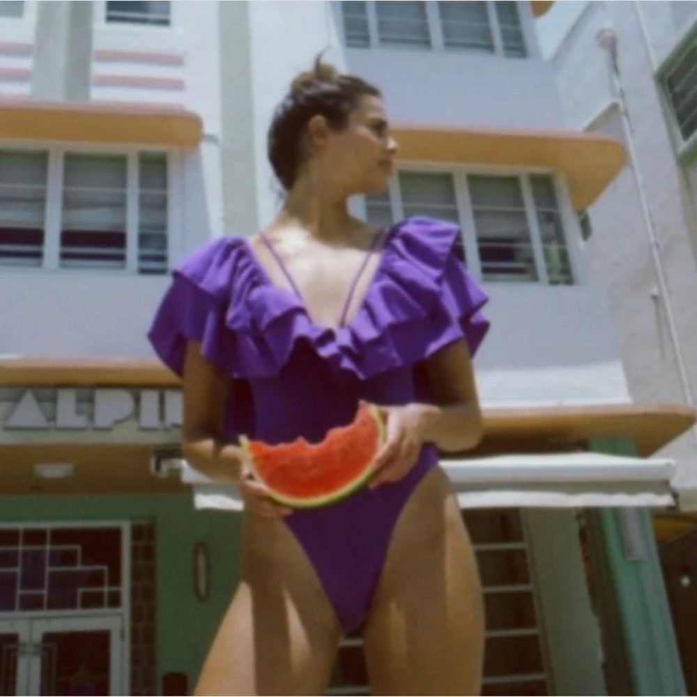 Zara LARGE RUFFLE SWIMSUIT - Picture 12 of 15